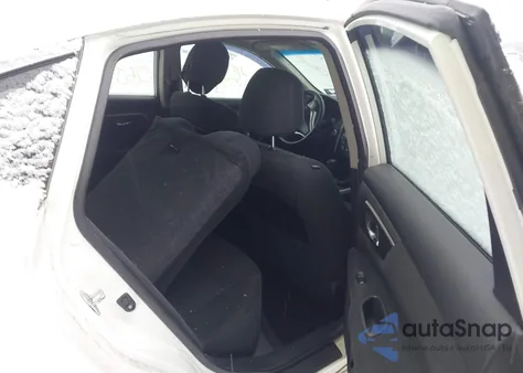 2015 Nissan Altima 2.5 S из США, поврежденный, VIN 1N4AL3AP4FN306922